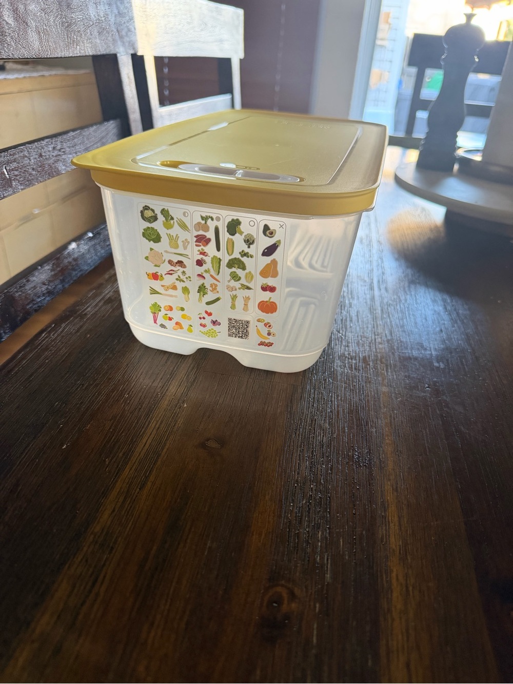Large Tupperware Fridgesmart